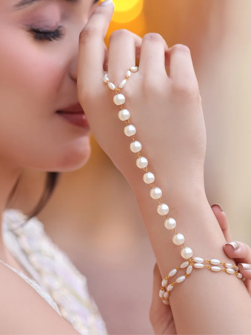 Hand Accessories